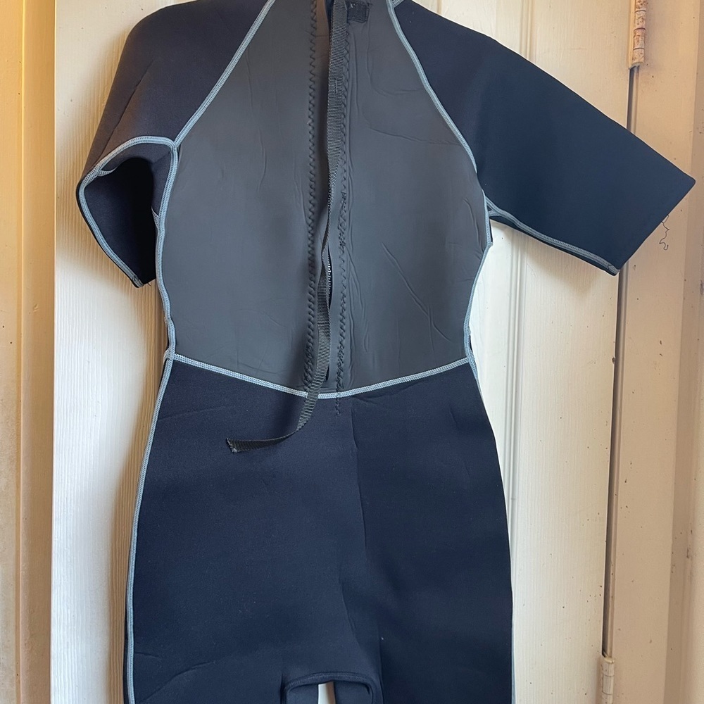 Island surf shorty wetsuit - Picture 5 of 9